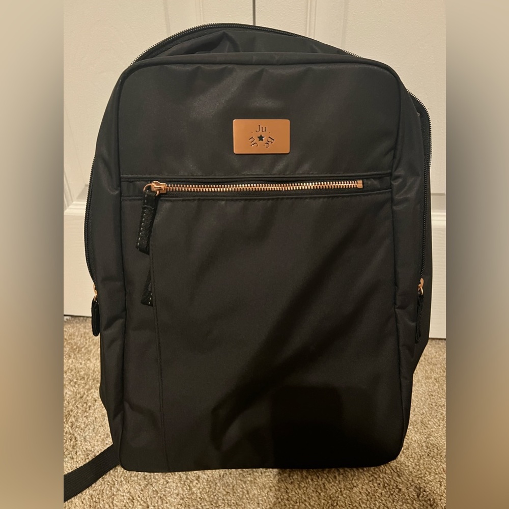 NEW w/o tags JuJuBe Backpack Black Rose Gold Diaper Bag With Changing Pad